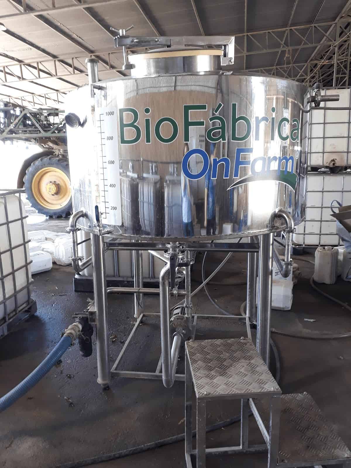 defensivos biológicos - Biofábrica on farm em fazenda de Goiás