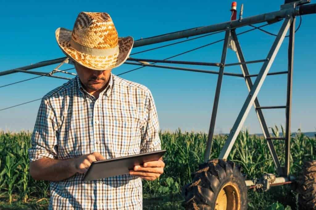 produtor rural usado aplicativo para emitir nota fiscal e gerenciar a fazenda