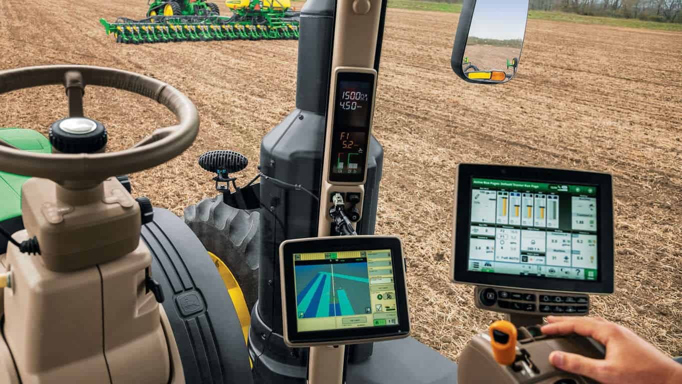 sistema de telemetria John Deere conectado no maquinário no campo - internet das coisas na agricultura